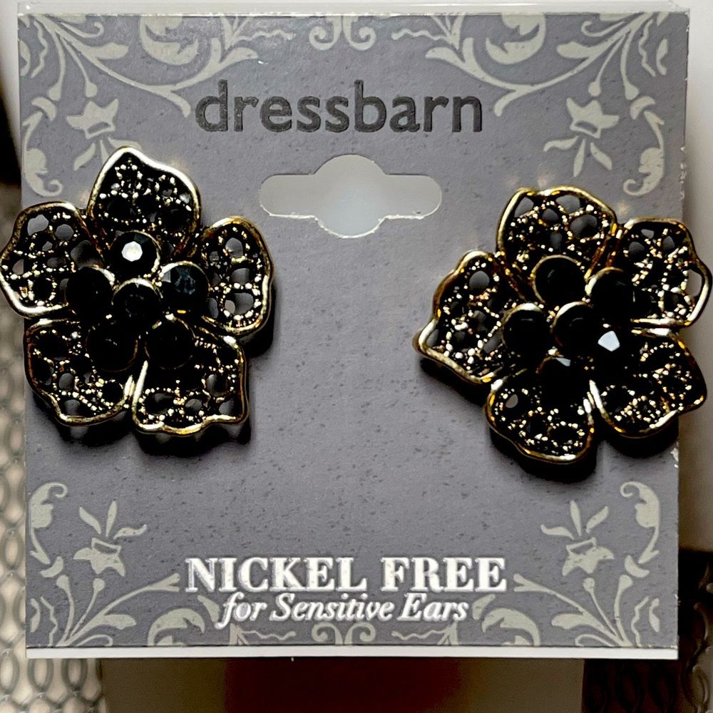Dress Barn Gold With Black Post Earrings .75 Inch
